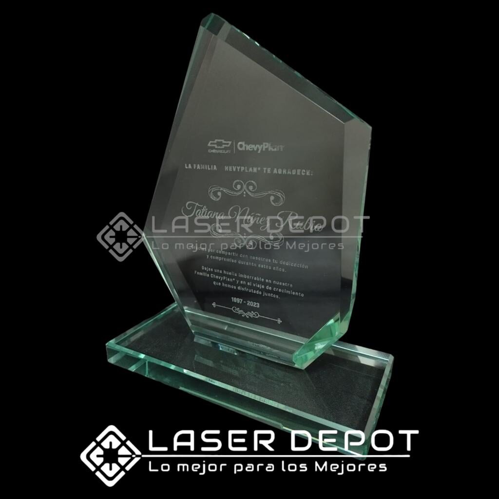 Cortar Condición abrazo Placas de vidrio, cristal y acrílico, Trofeos - Laser Depot